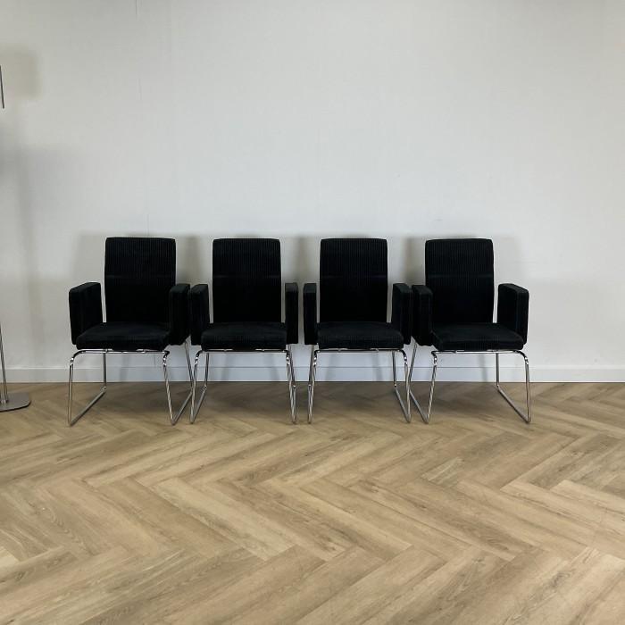 Design set van 4 stuks Pub & Club by Bulo vergaderstoelen,, Huis en Inrichting, Stoelen, Zwart, Gebruikt, Eén, Stof