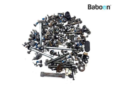 Bouten en Moeren Suzuki AN 650 Burgman 2002-2004 (AN650), Motoren, Onderdelen | Suzuki, Gebruikt, Verzenden
