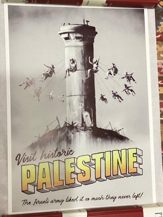 Banksy (1974) - Visit Historic Palestine - The Walled Off, Antiek en Kunst, Kunst | Designobjecten