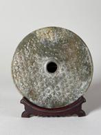 Jade (non tested) archaic ornament Bi Disc - jade - China -, Antiek en Kunst