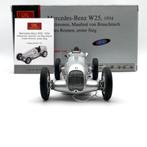 CMC 1:18 - Modelauto - Mercedes-Benz W25 #20 - Eifelrennen,, Nieuw