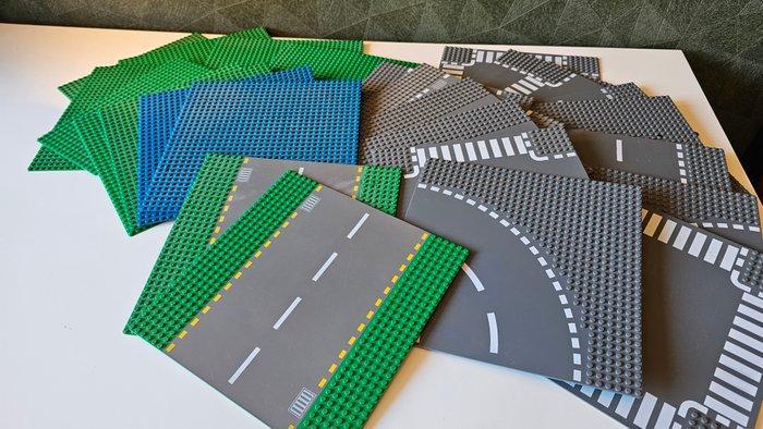 Lego Grondplaten - 26x Grondplaten, Enfants & Bébés, Jouets | Duplo & Lego