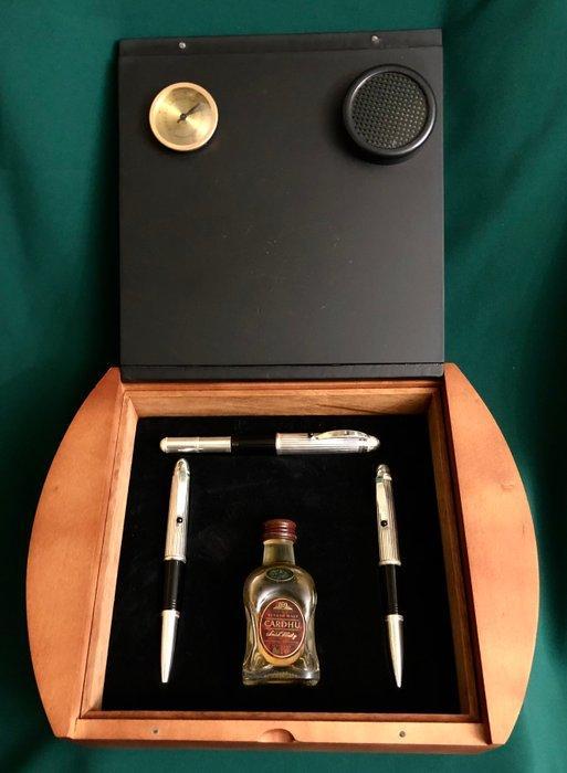 Diageo - Zonder minimumprijs - Humidor - CARDHU! Een zeer, Verzamelen, Rookartikelen, Aanstekers en Luciferdoosjes
