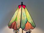 Lampe de table de chevet - Biscuit de porcelaine - Tiffany