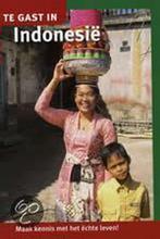 Te gast in Indonesie / Te gast in pocket 9789076888910, Boeken, Verzenden, Gelezen