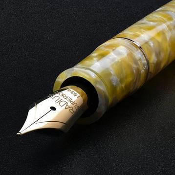 Radius 1934 - Radius 1934, Giallo sole Gold Trim - Vulpen beschikbaar voor biedingen