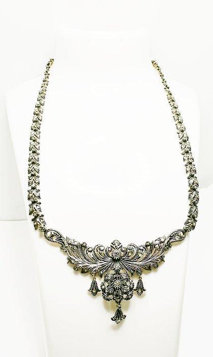 Kraagketting - 18 karaat Geel goud, Zilver Diamant, Handtassen en Accessoires, Antieke sieraden