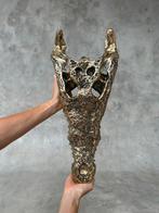 sculptuur, Large Saltwater Crocodile Skull fashioned in