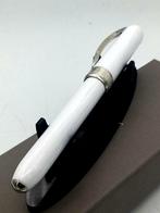 Visconti - Rembrandt White Marble Steel Nib M - Zonder