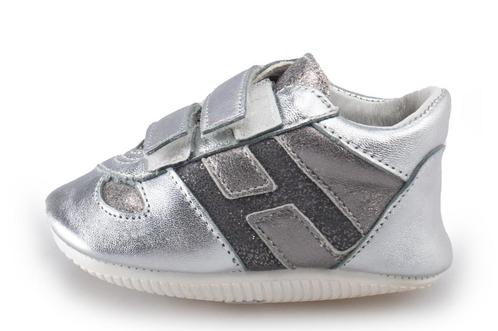 Hogan Sneakers in maat 19 Zilver | 10% extra korting, Enfants & Bébés, Vêtements enfant | Chaussures & Chaussettes, Envoi