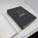 Apple Computer, Inc. - Inside Macintosh. Volumes I, II, and, Nieuw