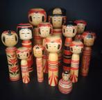 Figurine (13) - Douze kokeshi traditionnelles de différentes