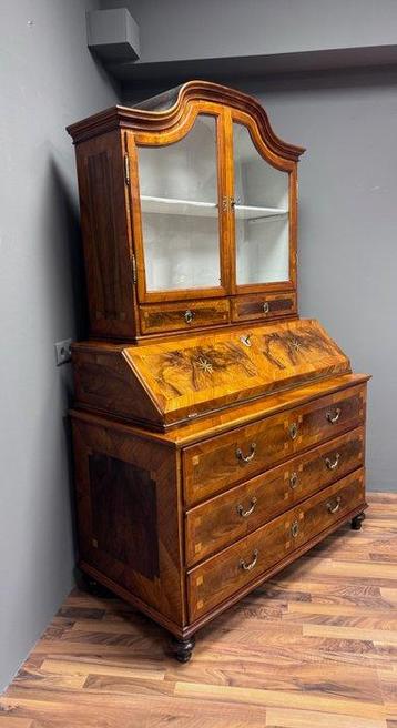Meuble cabinet sur pied - Noyer - tabernacle