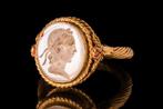 Oud-Romeins Gouden ring met portretdiepdruk van Apollo, Antiquités & Art
