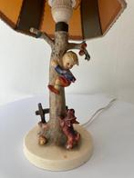 M.J. Hummel - Tafellamp - Leder, Porselein, Stof -  Out of, Antiek en Kunst