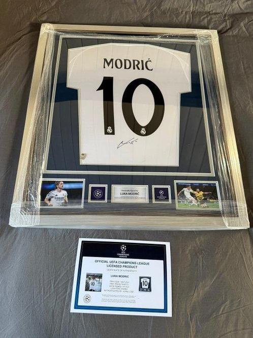 Real Madrid - Kampioenschaps voetbal competitie - Luka, Verzamelen, Overige Verzamelen