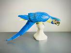 Royal Dux Porzellan-Manufaktur - Figurine - Macaw parrot -