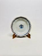 Schotel - 18th-Century French Faience Plate - Aardewerk -