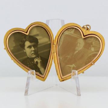 Pendentif - 18 carats Or jaune, Or rose Rubis - Médaillon
