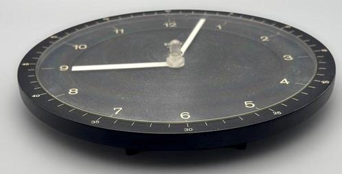 Braun Wandklok ABW 41 Domodisque, Typ 4839 - Braun - Metaal, Antiek en Kunst, Kunst | Designobjecten