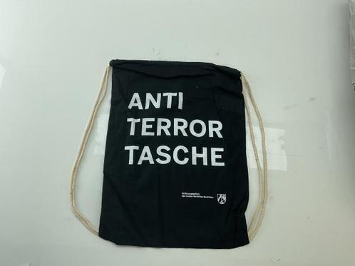 Veiling - 140x Anti terror tasche - Rugzakjes, Handtassen en Accessoires, Tassen | Rugtassen, Nieuw