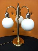 Sölken Leuchten - Tafellamp - Spoetnik - Opaline glas