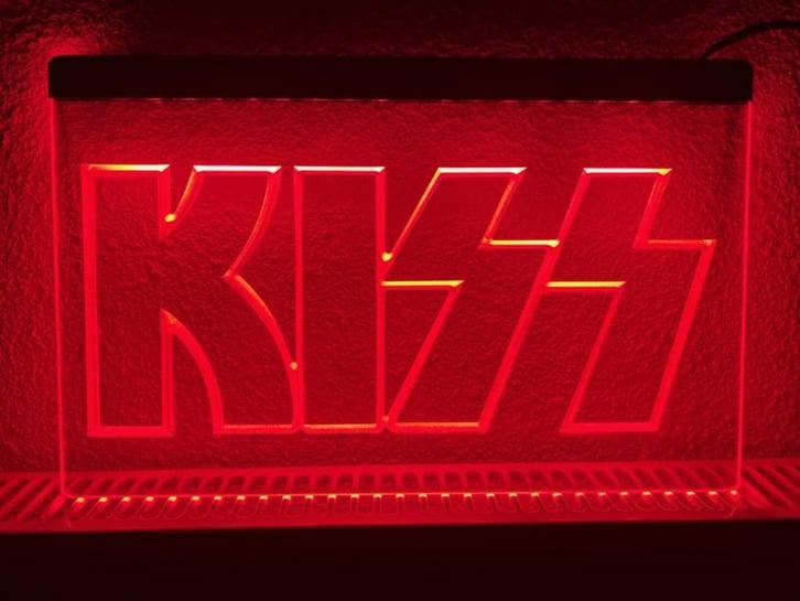 KISS neon bord lamp LED verlichting reclame lichtbak, Huis en Inrichting, Lampen | Overige, Nieuw, Verzenden