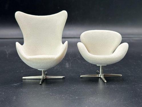 Minimii - Arne Jacobsen - Chaise longue (2) - Chaise, Antiek en Kunst, Antiek | Meubels | Stoelen en Sofa's