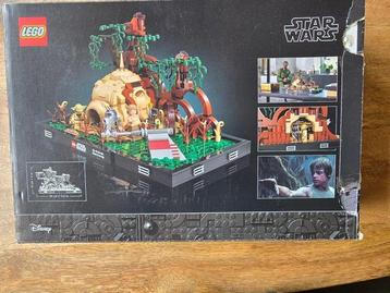 Lego Set - 75330 - Star Wars - Dagobah Jedi Training