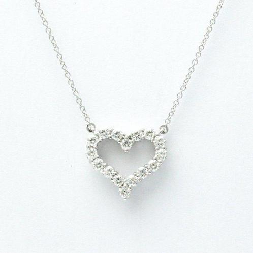 Tiffany & Co. - Collier avec pendentif Platine, Handtassen en Accessoires, Antieke sieraden