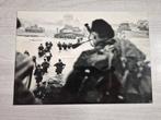 L. J. Evans / AFPU - Iconic photo of D-Day: Landing on Queen