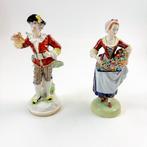 Sitzendorf, Rudolstadt - Beeldje - Porcelain couple - flower