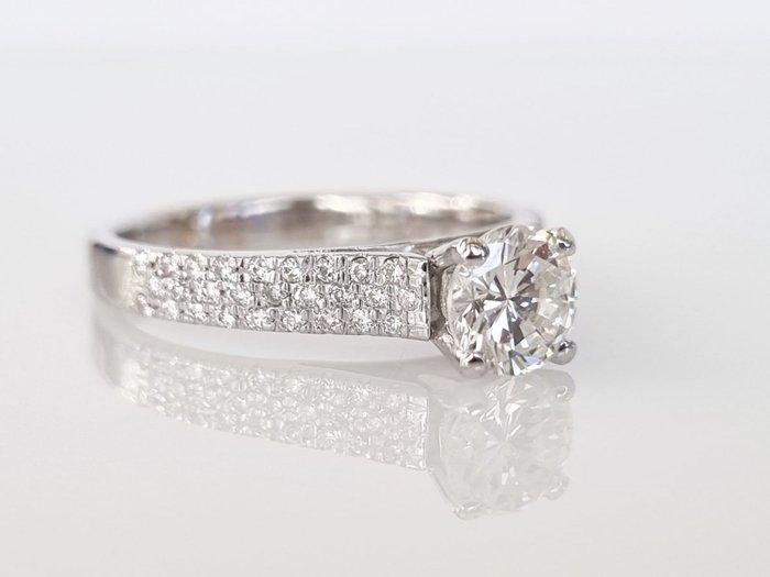 Bague de fiançailles - 18 carats Or blanc - 0.98ct. tw., Bijoux, Sacs & Beauté, Bijoux anciens