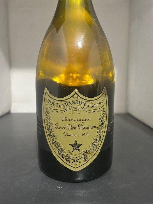 1975 Moët & Chandon, Dom Perignon - Champagne Brut - 1, Verzamelen, Wijnen