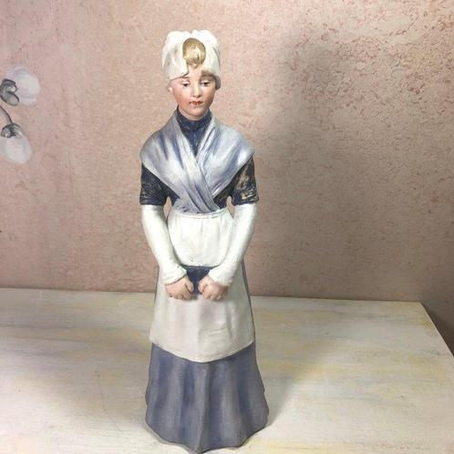 Gebrüder Heubach - Figurine - Jeune Infirmière - Biscuit de, Antiek en Kunst, Antiek | Glaswerk en Kristal