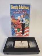 Bassie & Adriaan op Zoek in Amerika VHS, Ophalen of Verzenden, Zo goed als nieuw