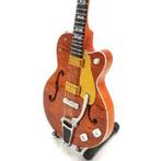 Miniatuur Gretsch G6120 gitaar met gratis standaard, Beeldje, Replica of Model, Verzenden