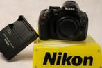 Nikon D5200 camera body (inclusief lader en accu) Digitale, Nieuw