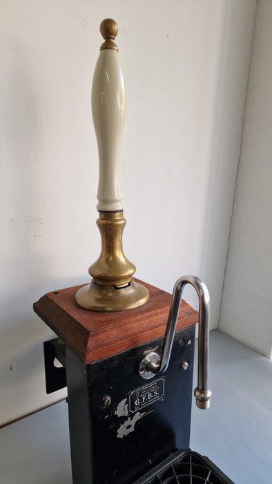 Pomp (1) - Beer pump - Colin Farrar - 1960-1970, Antiek en Kunst, Antiek | Wandborden en Tegels