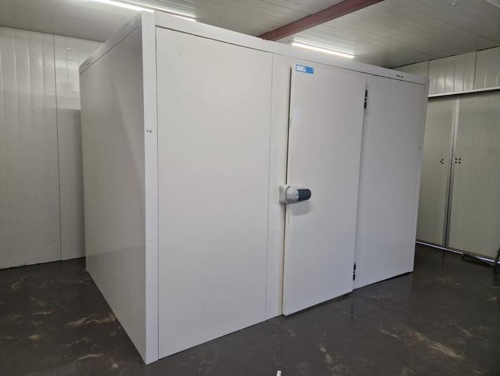 Koelcel 316 x 196 x 218 cm, Zakelijke goederen, Horeca | Keukenapparatuur, Gebruikt, Koelen en Vriezen