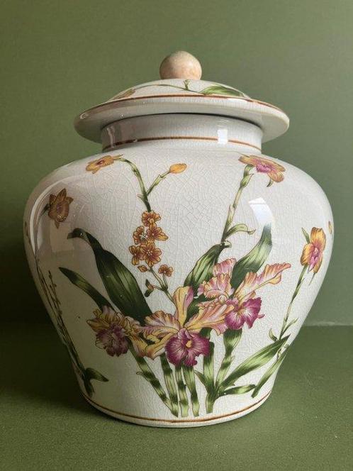 G&C Interiors - Bloempot (2) - Porselein - Orchideeën, Antiek en Kunst, Curiosa en Brocante