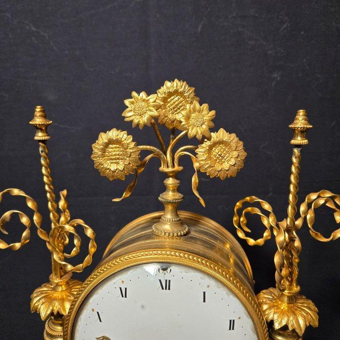 Portico klok - - Verguld brons - 1780, Antiek en Kunst, Antiek | Klokken