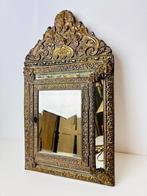 Miroir- Armoire dentrée avec deux brosses  - Bois, Laiton,, Antiquités & Art, Curiosités & Brocante