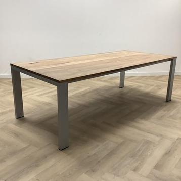 Tweedehands ARCO design tafel, 230x105 cm, Noten - grijs beschikbaar voor biedingen