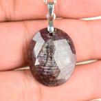 Hanger van natuurlijke sterrobijn – zeldzame edelsteen met, Verzamelen