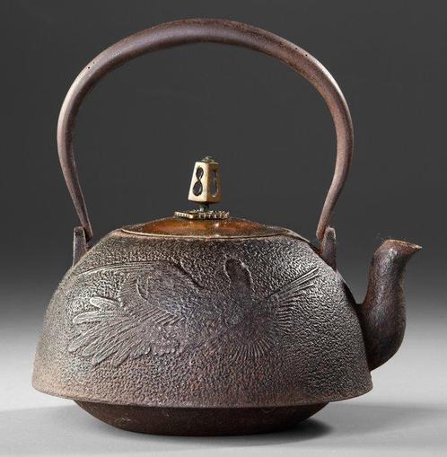 Tetsubin (bouilloire) - Bronze, Fer (fonte) - Japon -, Antiek en Kunst, Antiek | Overige Antiek