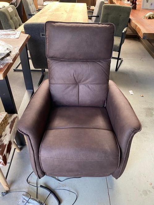 Fanny relaxfauteuil drie kleuren met sta-op functie (nieuw,, Huis en Inrichting, Fauteuils, Nieuw, Metaal, Stof