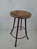 Tabouret - Acier - Tabouret haut, meuble allemand.