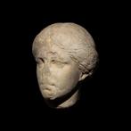 Oud-Grieks Marmer Pentelisch, belangrijk vrouwelijk hoofd.