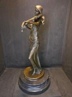 J.Kassin - Beeld, violin girl - 36 cm - Gepatineerd brons